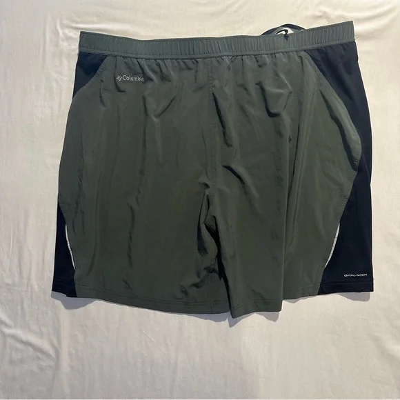Columbia Men’s Shorts Size XXL - Picture 5 of 9